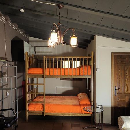 Camping Las Nogueras De ネルピオ エクステリア 写真