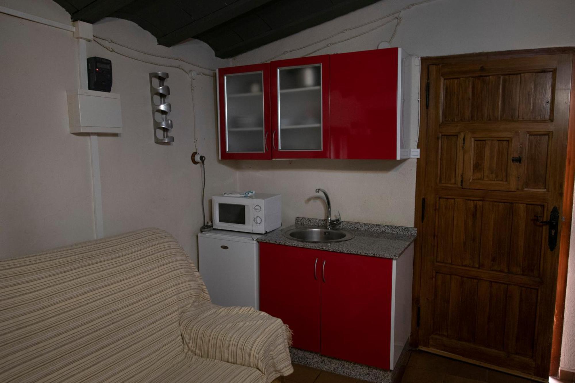 Camping Las Nogueras De ネルピオ エクステリア 写真